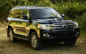 Toyota Land Cruiser V8 Rental